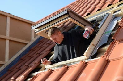 Pose de fenêtres de toit Velux à Friauville